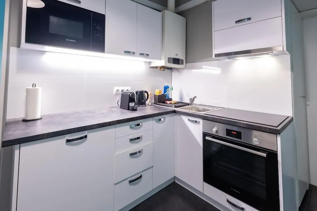 Enjoy Apartments, Quiet Street, Apartment With Two Bedrooms Sleeps 6 Ac Wien